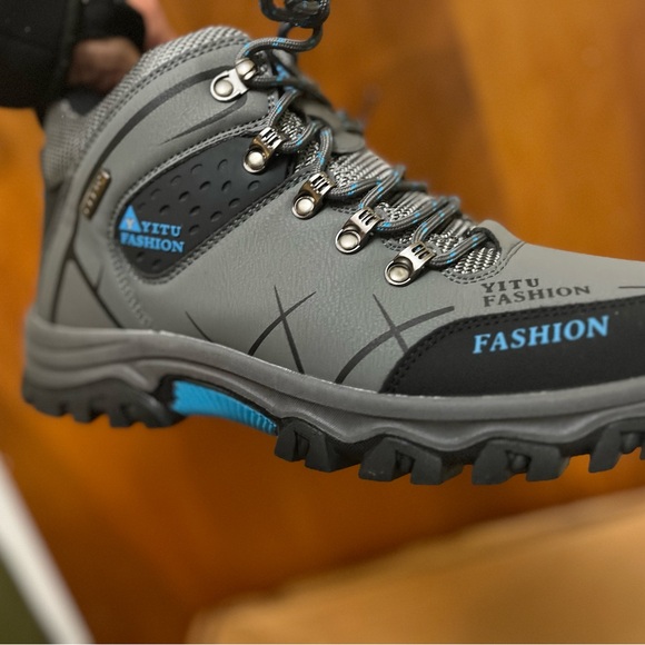 🆕 Men's Gray Hiking Shoes - Picture 3 of 9